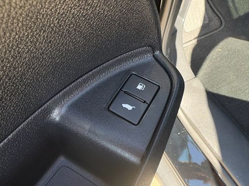 Certified 2025 Honda Passport EX-L image 13