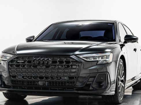 Used 2023 Audi A8 L 3.0T w/ Executive Package image 5