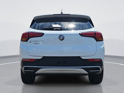 Used 2023 Buick Encore GX Preferred w/ Cold Weather Comfort Package AWD/4WD image 5