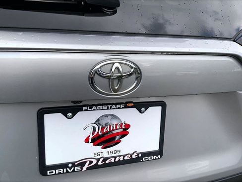 Used 2024 Toyota RAV4 XLE w/ Weather Package AWD/4WD image 31