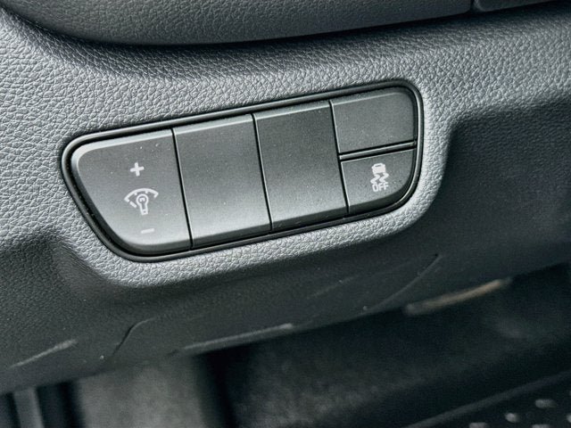 Certified 2024 Kia Seltos X-Line AWD/4WD image 8