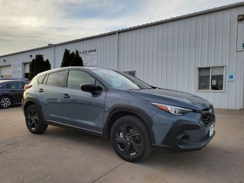 Used 2025 Subaru Crosstrek 2.0i image 10