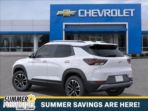 New 2026 Chevrolet TrailBlazer LT w/ Convenience Package AWD/4WD image 3