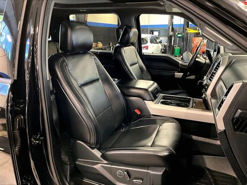 Used 2019 Ford F250 Lariat w/ Lariat Ultimate Package AWD/4WD image 11