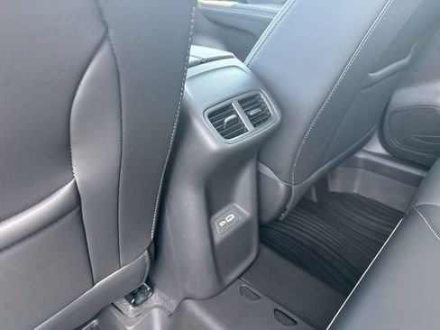 Used 2023 Buick Envision Essence FWD image 24