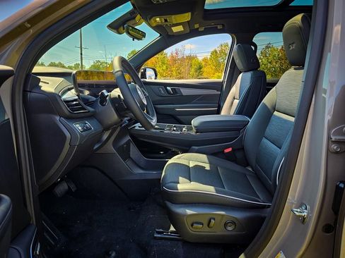 New 2026 Buick Enclave Sport Touring w/ Power Package image 15