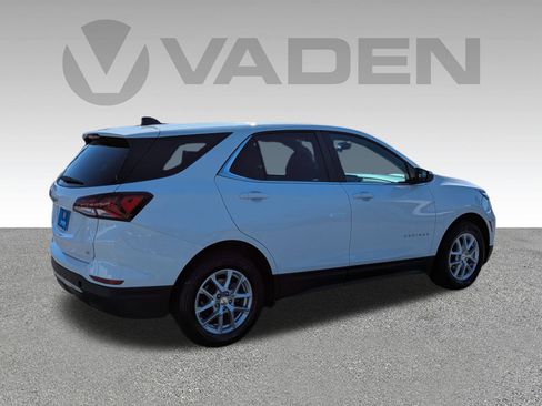 Used 2023 Chevrolet Equinox LT image 27