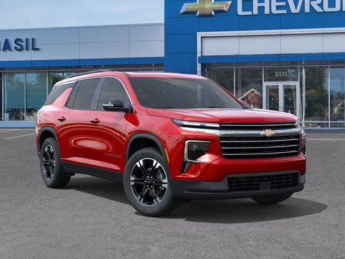 New 2027 Chevrolet Traverse LT w/ Sun and Wheel Package AWD/4WD image 7
