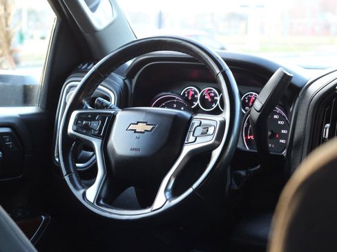 Used 2023 Chevrolet Silverado 2500 LT w/ Convenience Package image 12