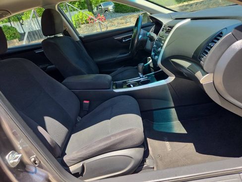 Used 2014 Nissan Altima 2.5 SV FWD image 20