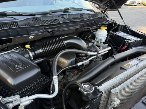 Used 2018 RAM 1500 Express w/ Wheel & Sound Group AWD/4WD image 13