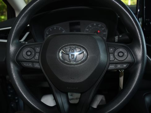 Used 2024 Toyota Corolla LE image 12