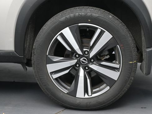 Certified 2023 Nissan Rogue Platinum w/ Platinum Premium Package image 25