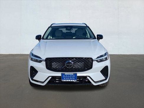 New 2026 Volvo XC60 T8 Ultra w/ Protection Package Premier image 4