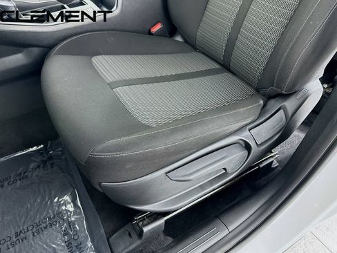 Used 2023 Kia Sorento LX FWD image 27
