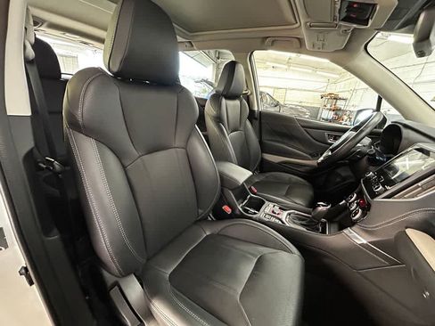 Certified 2024 Subaru Forester Limited AWD/4WD image 15