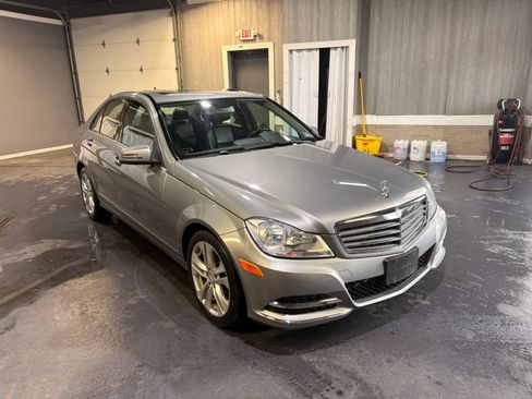 Used 2013 Mercedes-Benz C 300 4MATIC Sedan image 8
