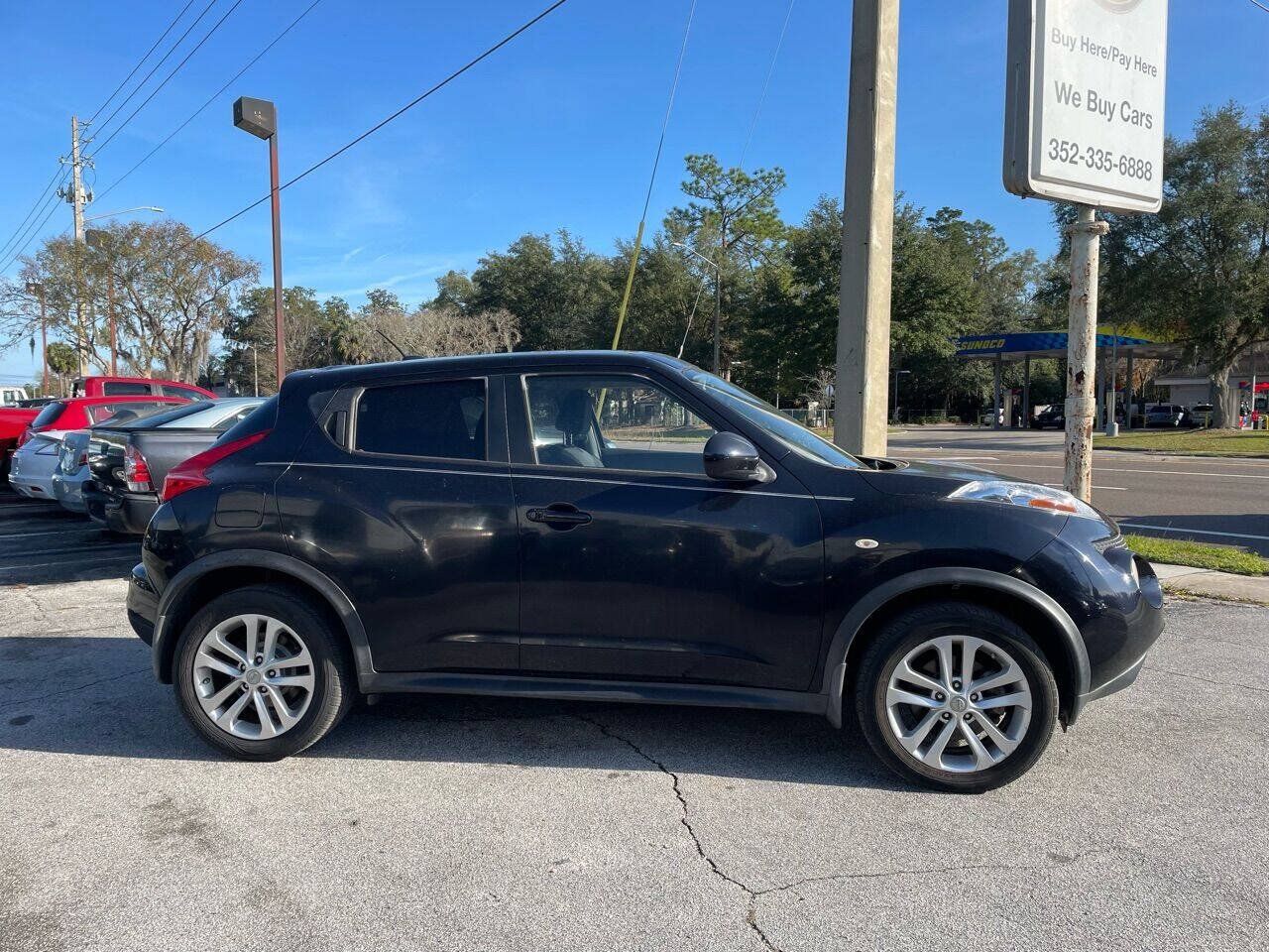 Used 2011 Nissan Juke SV FWD image 5