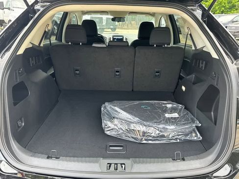 New 2024 Ford Edge SE AWD/4WD image 15