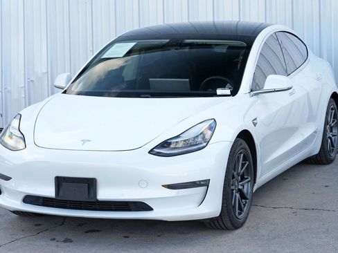 Used 2019 Tesla Model 3 Mid Range image 46
