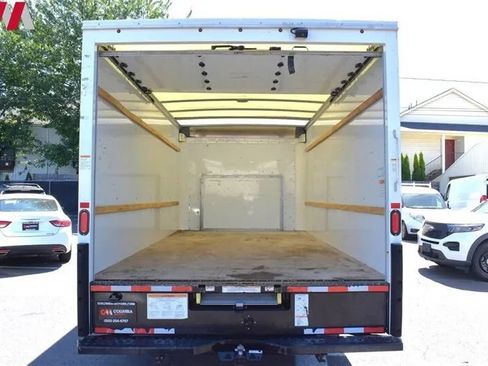 Used 2022 Ford E-350 and Econoline 350 Super Duty RWD image 23