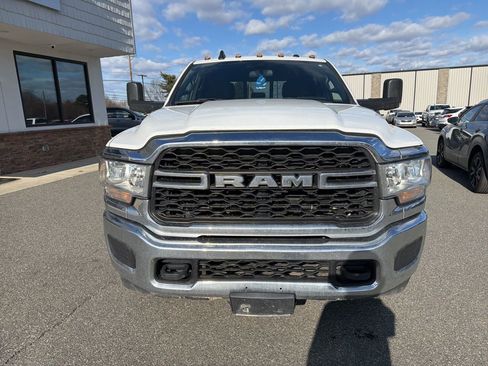 Used 2022 RAM 3500 Tradesman image 9