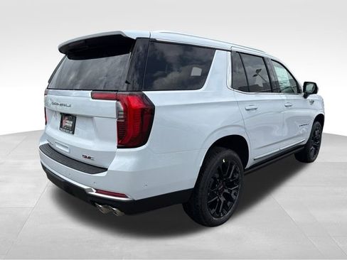 New 2026 GMC Yukon Denali w/ Denali Reserve Package AWD/4WD image 7