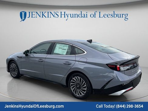 New 2026 Hyundai Sonata Limited FWD image 7