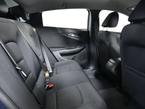 Used 2025 Chevrolet Malibu LS image 24