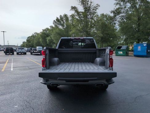 Used 2023 Chevrolet Silverado 1500 High Country w/ Technology Package AWD/4WD image 5