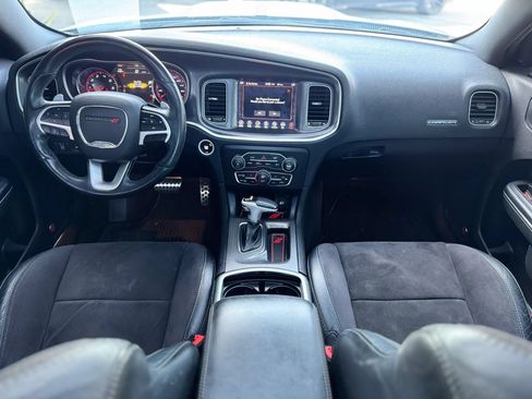 Used 2017 Dodge Charger R/T Scat Pack w/ Dynamics Package RWD image 19