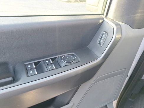 Used 2024 Ford F250 XLT image 3