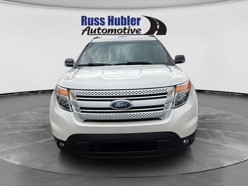 Used 2014 Ford Explorer XLT w/ Equipment Group 202A AWD/4WD image 10