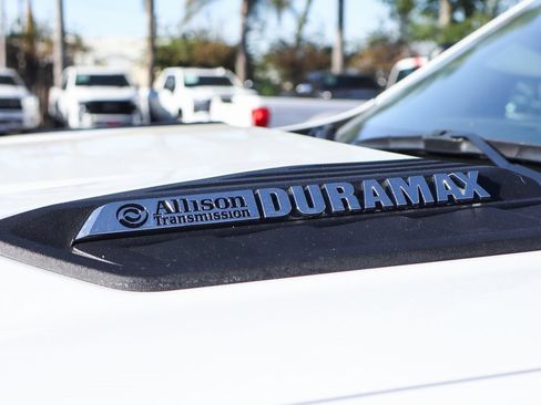 Used 2025 Chevrolet Silverado 3500 LT w/ Convenience Package image 56