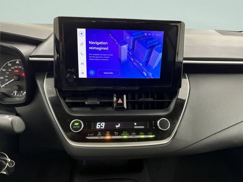 Used 2023 Toyota Corolla LE image 13