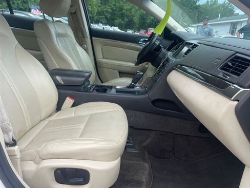 Used 2013 Lincoln MKS FWD image 12