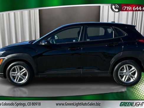 Used 2021 Hyundai Kona SE image 2