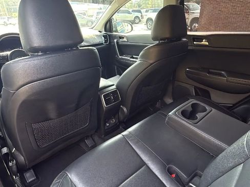 Used 2017 Kia Sportage EX FWD image 25