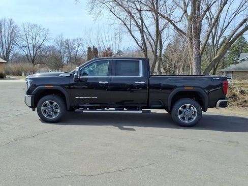 New 2026 GMC Sierra 3500 SLT w/ SLT Premium Package AWD/4WD image 7