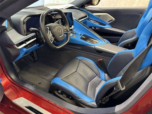 Used 2021 Chevrolet Corvette Stingray Premium Conv w/ Z51 Performance Package image 11