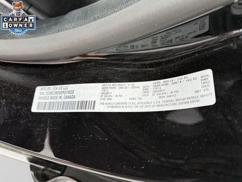 Used 2025 Chrysler Pacifica Select FWD image 29