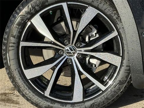 New 2026 Volkswagen Atlas SEL Premium R-Line image 6