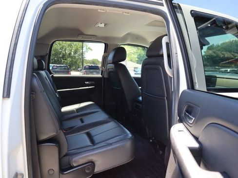 Used 2014 Chevrolet Silverado 3500 LTZ w/ LTZ Plus Package AWD/4WD image 17