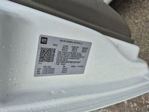 Used 2024 Chevrolet Express 2500 w/ Driver Convenience Package image 3