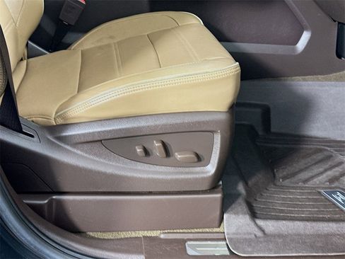 Used 2017 GMC Sierra 2500 Denali w/ Duramax Plus Package image 23