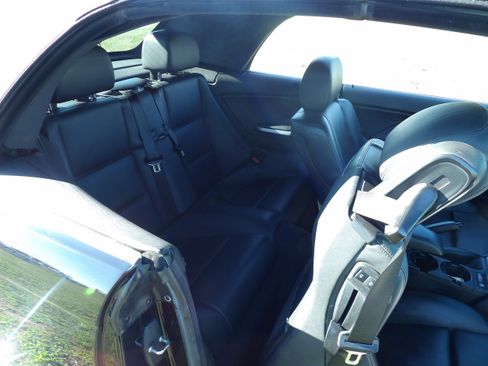 Used 2003 BMW M3 Convertible image 12