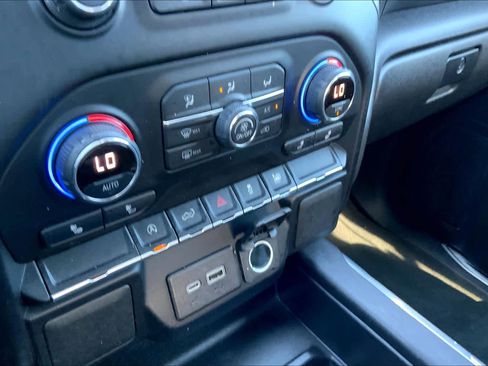 Used 2020 Chevrolet Silverado 1500 RST w/ Texas Edition image 34