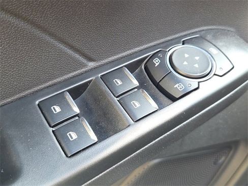 New 2025 Ford Escape SE image 18