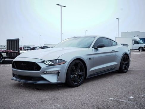 Used 2022 Ford Mustang GT Premium w/ Equipment Group 401A image 3