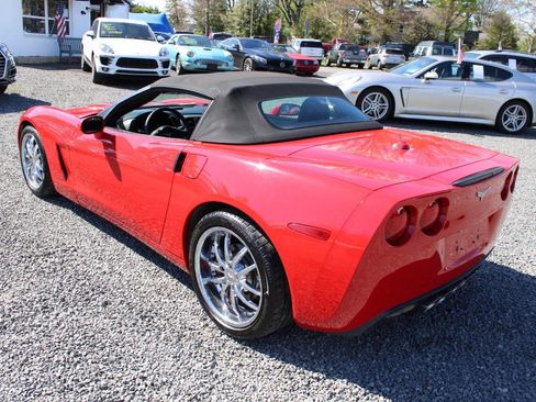 Used 2005 Chevrolet Corvette Convertible w/ Preferred Equipment Group RWD image 17